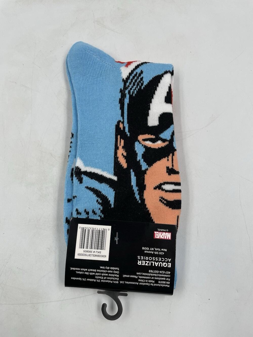 NWT Superhero Comics Adult Socks SIZE: 9-13